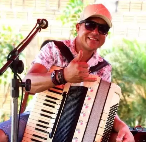 Morre Gilvan Santos, músico do Grupo Raízes, em MS