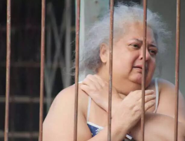 Idoso morre após queda de ônibus e família busca respostas