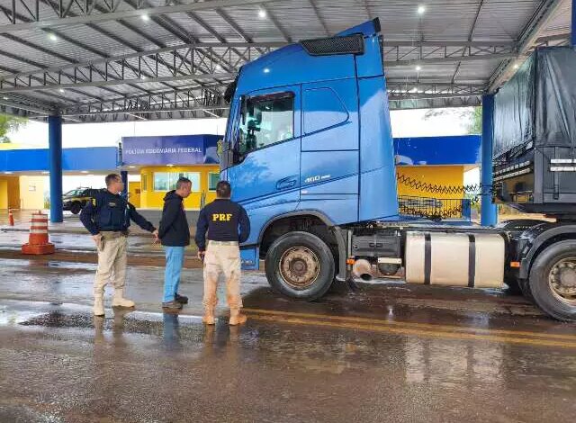 Motorista preso com carreta roubada e sequestrada na BR-376