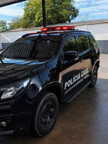 Padrasto ataca enteado com canivete após 19 anos de violência