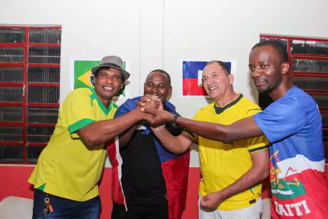 Haitianos mantêm esperança contra o Brasil na Copa