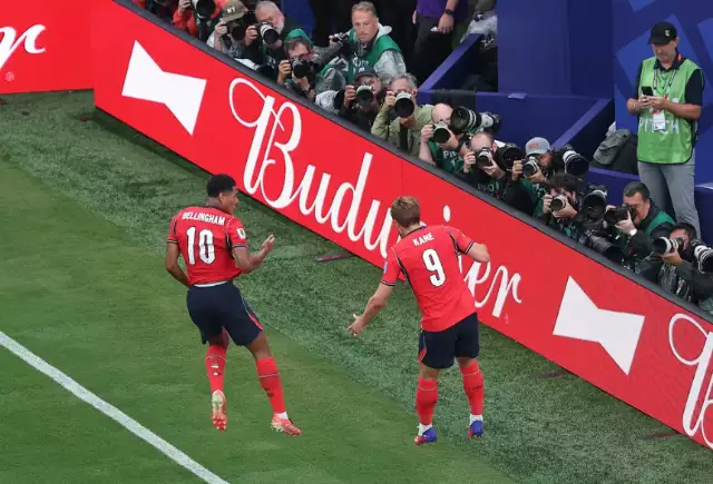 Inglaterra vence Panamá, assume liderança e mira o Brasil