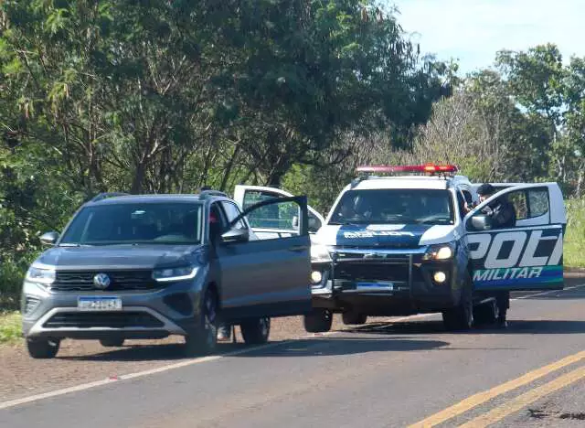 Homem está preso com carro furtado em SP na BR-262 em MS