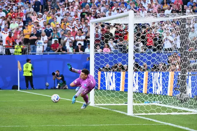 Paraguai elimina Alemanha nos pênaltis na Copa do Mundo