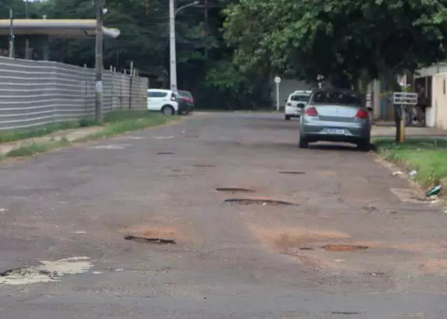 Campo Grande reforça operação tapa-buracos com novo consórcio