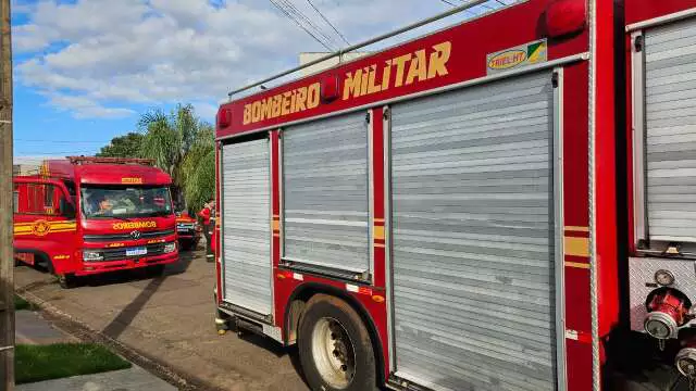 Incêndio elétrico atinge dois toques na Vila Olinda