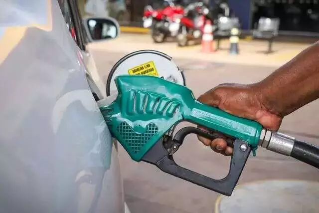 Gasolina segue estável em MS com subsídio federal