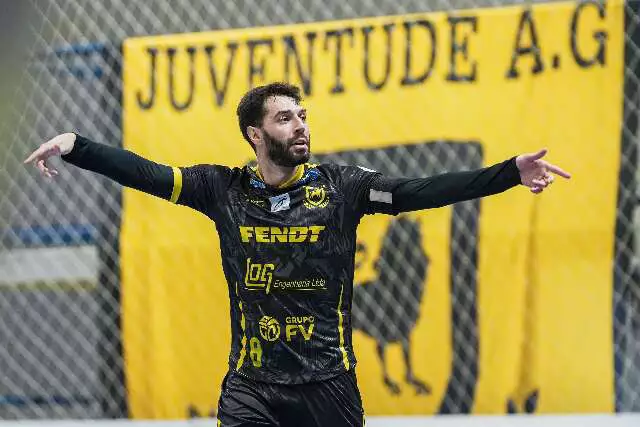 Juventude AG enfrenta Blumenau pela LNF Silver nesta terça
