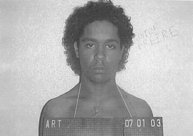 Homem é condenado a 15 anos por matar jovem por garrafa de vinho