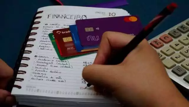 Superendividamento: brasileiros recorrem à Justiça por dívidas