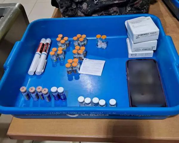 Homem é preso com 38 caixas de medicamentos paraguaios no aeroporto