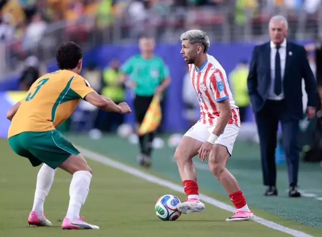 Paraguai empata com Austrália e aguarda classificação na Copa