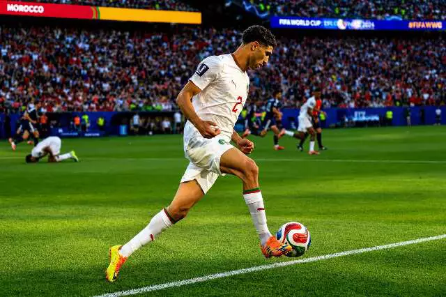 Marrocos vence Escócia por 1 a 0 e lidera o Grupo C
