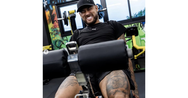 Neymar provavelmente perderá toda a fase de grupos do WC devido a lesão, Brasil espera o retorno do atacante nas eliminatórias
