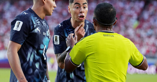 Copa do Mundo FIFA 2026: Almiron se torna o primeiro jogador a ser expulso sob as novas regras da FIFA na vitória do Paraguai sobre Turkiye por 1 a 0