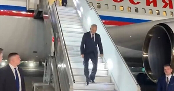 O secretário do Conselho de Segurança russo, Shoigu, chega à Índia para a 16ª reunião dos NSAs do BRICS