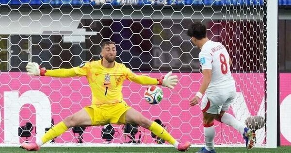 Turquia venceu escalação alterada dos EUA com gol no último minuto na final do grupo
