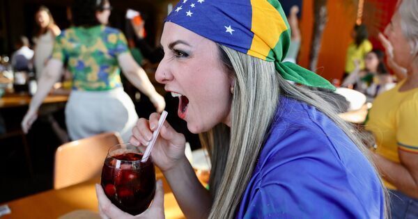 (SP)BRASIL-BRASÍLIA-FUTEBOL-COPA DO MUNDO FIFA-FÃS