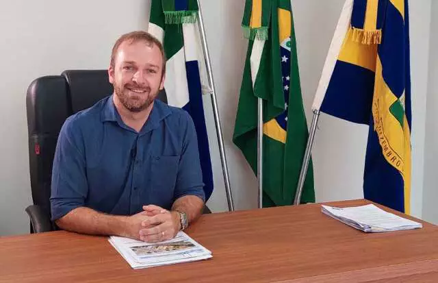 Prefeito de Terenos reassume carga com tornozeleira