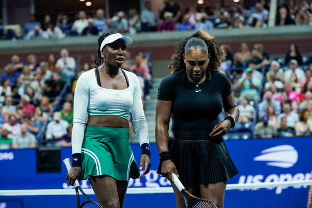 Serena e Vênus voltam juntas em Wimbledon