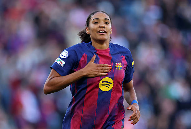 Salma Paralluelo deixa Barcelona após quatro anos