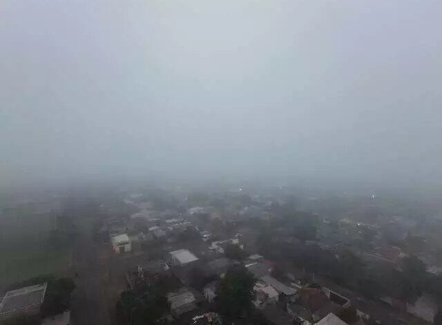 Neblina fecha aeroporto de Dourados e desvia voo da América Latina