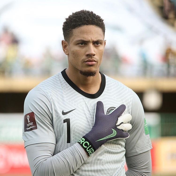 Como Maduka Okoye, estrela dos Super Eagles, se tornou o rosto inesperado da Copa do Mundo de 2026 sem jogar um minuto