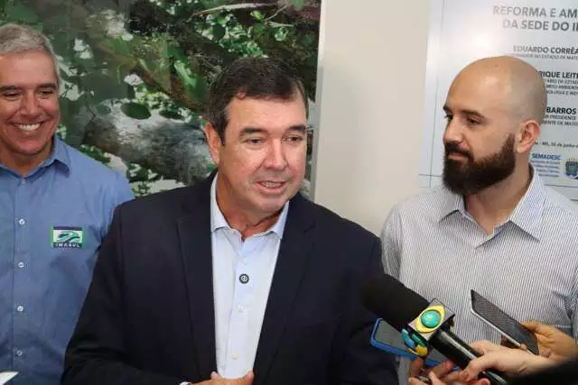 Riedel foca no governo até agosto e prevê campanha dividida