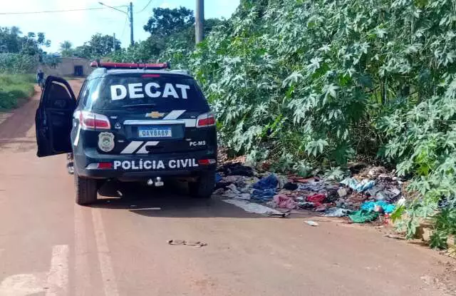 Polícia fiscaliza descarte irregular no APP de Campo Grande