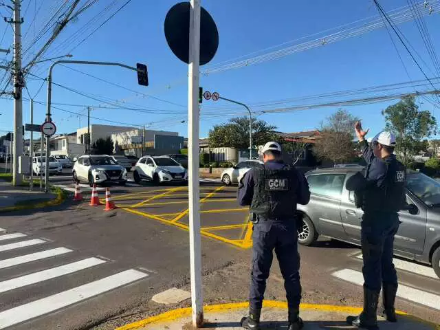 Rua Francisco Bento vira mão única no Jardim Bela Vista